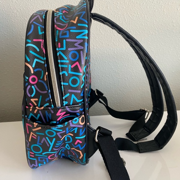 Stranger Things Mini Backpack With Retro 80s Neon Geometric Print & Adjustable S - Picture 3 of 7